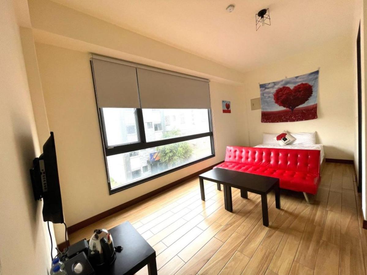 二街窩窩電梯民宿花蓮車站東出口second Street Nest Hostal 花蓮市 エクステリア 写真